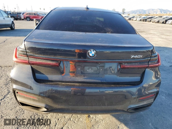 2021 BMW 7 Series 740i with VIN WBA7T2C01MCF72583, listed as a Copart auction lot 88601095 with 57,227 mi miles and Salvage title. Bid and sale history available at DreamBid. Image 6.