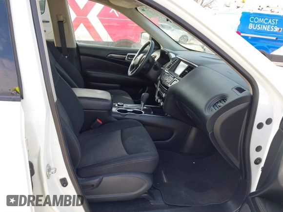 2019 Nissan Pathfinder SV with VIN 5N1DR2MM8KC622441, listed as a IAAI auction lot 41865931 with 80,013 mi miles. Bid and sale history available at carsss.com. Image 5.