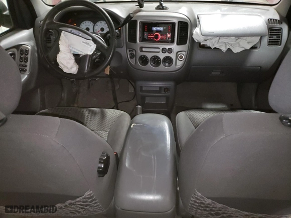2003 Ford Escape XLT Popular 2 with VIN 1FMYU93183KA09064, listed as a Copart auction lot 47798995 with 214,531 mi miles and Salvage Title. Bid and sale history available at carsss.com. Image 8.