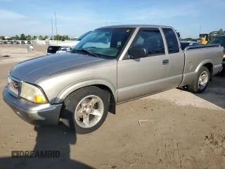 2003 GMC Sonoma SLS z VIN 1GTCS19X438152267, wystawiony jako Copart lot #73819614 z przebiegiem Nie podano mil oraz Szkody całkowita. Historia ofert i sprzedaży dostępna na DreamBid. Obrazek 1.