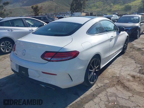2019 Mercedes-Benz C 300 с VIN WDDWJ8DB1KF844216, выставлен на аукционе IAAI как лот 41824556 с пробегом 104 530 миль миль и . История ставок и продаж доступна на DreamBid. Изображение 4.