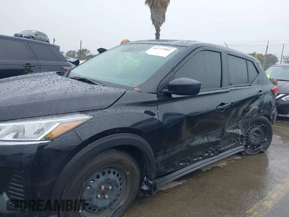 2024 Nissan Kicks S with VIN 3N1CP5BV0RL521270, listed as a IAAI auction lot 41777881 with 12,077 mi miles and . Bid and sale history available at carsss.com. Image 14.