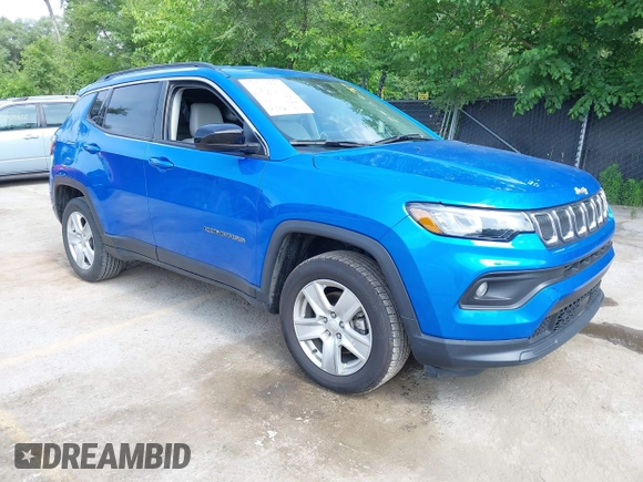 2022 Jeep Compass Latitude z VIN 3C4NJDBB6NT175193, wystawiony jako IAAI lot #42503821 z przebiegiem 58 934 mil mil oraz . Historia ofert i sprzedaży dostępna na DreamBid. Obrazek 1.
