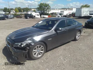 2015 BMW 5 Series 528i xDrive with VIN WBA5A7C55FD628489, listed as a IAAI auction lot 39752634 with 74,792 mi miles and . Bid and sale history available at carsss.com. Image 2.