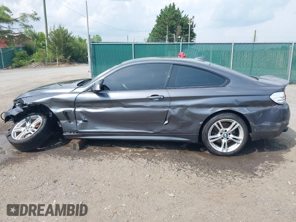 2016 BMW 4 Series 435i xDrive z VIN WBA3R5C58GK373564, wystawiony jako IAAI lot #42495578 z przebiegiem 74 690 mil mil oraz . Historia ofert i sprzedaży dostępna na DreamBid. Obrazek 14.