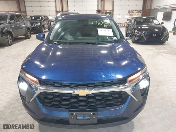 2024 Chevrolet Trax LS with VIN KL77LFE22RC100676, listed as a IAAI auction lot 41784425 with 75,575 mi miles. Bid and sale history available at carsss.com. Image 12.
