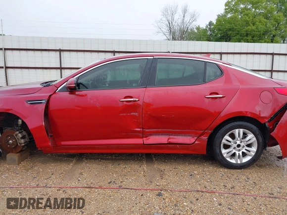 2014 Kia Optima EX z VIN 5XXGN4A76EG281195, wystawiony jako IAAI lot #41875540 z przebiegiem 131 751 mil mil oraz . Historia ofert i sprzedaży dostępna na DreamBid. Obrazek 15.