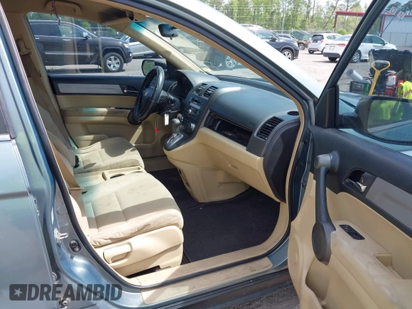 2011 Honda CR-V SE with VIN 5J6RE4H45BL118015, listed as a IAAI auction lot 42057723 with 172,926 mi miles. Bid and sale history available at carsss.com. Image 5.