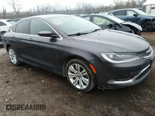 2015 Chrysler 200 Limited with VIN 1C3CCCAB0FN738371, listed as a IAAI auction lot 41208960 with 91,286 mi miles. Bid and sale history available at carsss.com. Image 1.