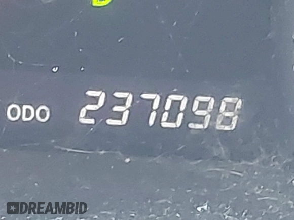 2010 Toyota Highlander with VIN 5TDBK3EH4AS037988, listed as a IAAI auction lot 42717546 with 237,098 mi miles and . Bid and sale history available at DreamBid. Image 16.