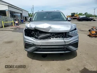 2024 Volkswagen Tiguan SE with VIN 3VVMB7AXXRM074795, listed as a Copart auction lot 58084575 with 17,852 mi miles and Salvage title. Bid and sale history available at DreamBid. Image 14.