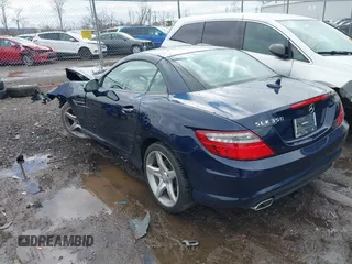 2014 Mercedes-Benz SLK 350 z VIN WDDPK5HA9EF065958, wystawiony jako IAAI lot #41474434 z przebiegiem 21 653 mil mil oraz . Historia ofert i sprzedaży dostępna na DreamBid. Obrazek 3.