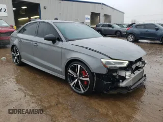 2020 Audi RS 3 z VIN WUABWGFF0LA901978, wystawiony jako Copart lot #42221095 z przebiegiem 33 646 mil mil oraz Szkody całkowita. Historia ofert i sprzedaży dostępna na DreamBid. Obrazek 4.