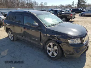 2011 Jeep Compass with VIN 1J4NT1FAXBD165742, listed as a Copart auction lot 46842535 with 66,372 mi miles and Salvage Title. Bid and sale history available at carsss.com. Image 4.