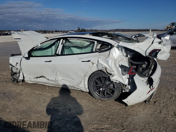 2021 Tesla Model 3 Long Range z VIN 5YJ3E1EB7MF849399, wystawiony jako Copart lot #47010175 z przebiegiem Nie podano mil oraz Szkoda całkowita • Salvage title. Historia ofert i sprzedaży dostępna na DreamBid. Obrazek 2.