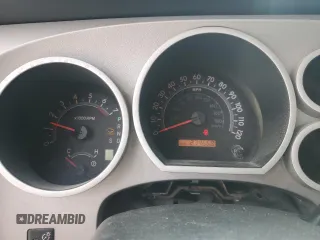 2008 Toyota Tundra z VIN 5TBDV54178S493793, wystawiony jako Copart lot #52105835 z przebiegiem 274 668 mil mil oraz Czysty tytuł • Clean title. Historia ofert i sprzedaży dostępna na DreamBid. Obrazek 9.