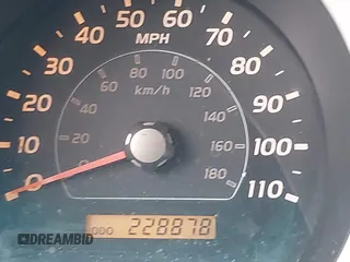 2006 Toyota 4Runner SR5 with VIN JTEZU14R660073548, listed as a IAAI auction lot 42016234 with 228,878 mi miles and . Bid and sale history available at DreamBid. Image 15.