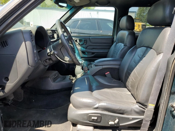 1998 Chevrolet Blazer LS with VIN 1GNDT13W5W2184533, listed as a Copart auction lot 59441555 with 124,339 mi miles and Clean title. Bid and sale history available at DreamBid. Image 7.