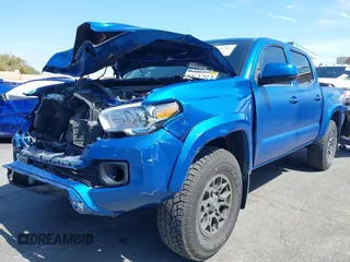 2017 Toyota Tacoma SR5 with VIN 3TMAZ5CN0HM047486, listed as a IAAI auction lot 41816982 with 119,900 mi miles and . Bid and sale history available at carsss.com. Image 18.
