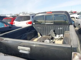 2011 Toyota Tacoma with VIN 5TFLU4EN4BX003524, listed as a IAAI auction lot 41357331 with 226,864 mi miles and . Bid and sale history available at carsss.com. Image 16.