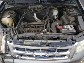 2011 Ford Escape XLT with VIN 1FMCU0D77BKA14232, listed as a Copart auction lot 62128054 with 184,244 mi miles and Salvage Title. Bid and sale history available at carsss.com. Image 14.