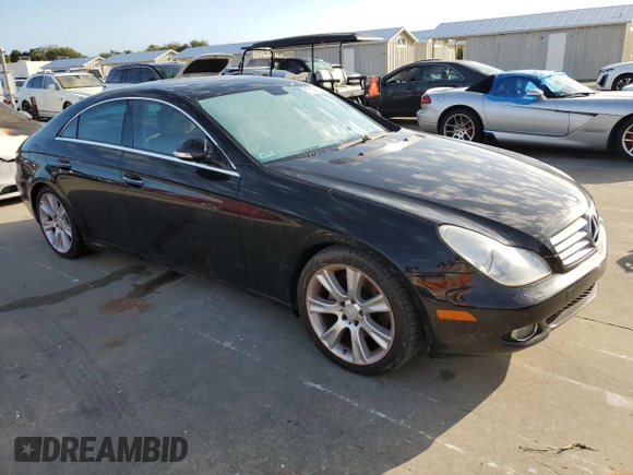 2008 Mercedes-Benz CLS-Class 5.5L with VIN WDDDJ72X68A117756, listed as a Copart auction lot 75158924 with 0 mi miles and Salvage Title. Bid and sale history available at carsss.com. Image 4.