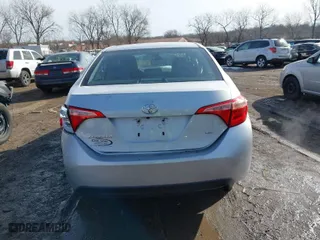 2019 Toyota Corolla L with VIN 2T1BURHE1KC136437, listed as a IAAI auction lot 41763222 with 117,152 mi miles. Bid and sale history available at carsss.com. Image 16.