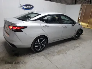 2024 Nissan Versa SR z VIN 3N1CN8FV8RL822726, wystawiony jako Copart lot #57810075 z przebiegiem 31 786 mil mil oraz Szkoda całkowita • Salvage title. Historia ofert i sprzedaży dostępna na DreamBid. Obrazek 3.