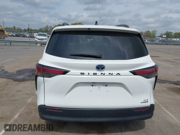 2021 Toyota Sienna XLE with VIN 5TDYRKEC6MS046412, listed as a IAAI auction lot 41934907 with 6,658 mi miles. Bid and sale history available at carsss.com. Image 16.