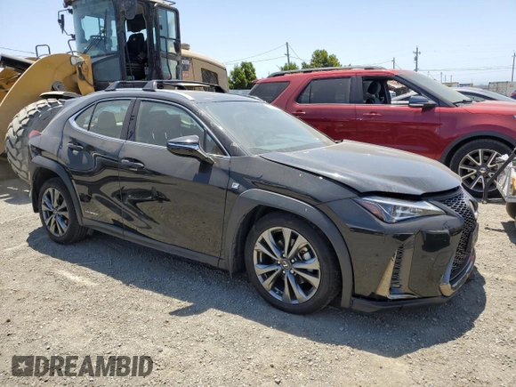 2019 Lexus UX 250h with VIN JTHU9JBH2K2013001, listed as a Copart auction lot 59142205 with 104,917 mi miles and Salvage title. Bid and sale history available at DreamBid. Image 4.