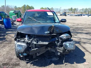 2020 Kia Soul GT-Line with VIN KNDJ63AU1L7079387, listed as a IAAI auction lot 41900942 with 31,916 mi miles. Bid and sale history available at carsss.com. Image 12.