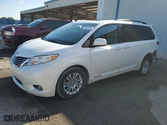 2015 Toyota Sienna XLE with VIN 5TDYK3DC0FS679812, listed as a Copart auction lot 61600775 with 118,483 mi miles and Salvage title. Bid and sale history available at DreamBid. Image 1.