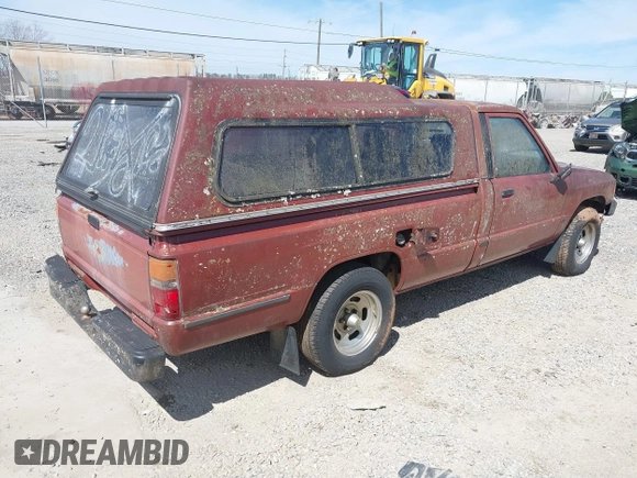 1985 Toyota Pickup с VIN JT4RN55R8F0075812, выставлен на аукционе IAAI как лот 41824106 с пробегом 163 794 миль миль и . История ставок и продаж доступна на DreamBid. Изображение 4.