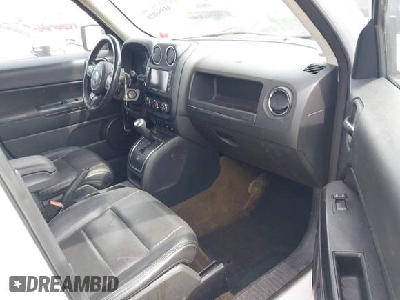 2016 Jeep Patriot High Altitude with VIN 1C4NJPFA0GD732675, listed as a IAAI auction lot 41956028 with 196,740 mi miles and . Bid and sale history available at DreamBid. Image 5.