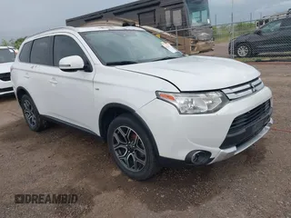 2015 Mitsubishi Outlander GT with VIN JA4JZ4AX9FZ008786, listed as a IAAI auction lot 42513059 with 130,277 mi miles and . Bid and sale history available at DreamBid. Image 1.