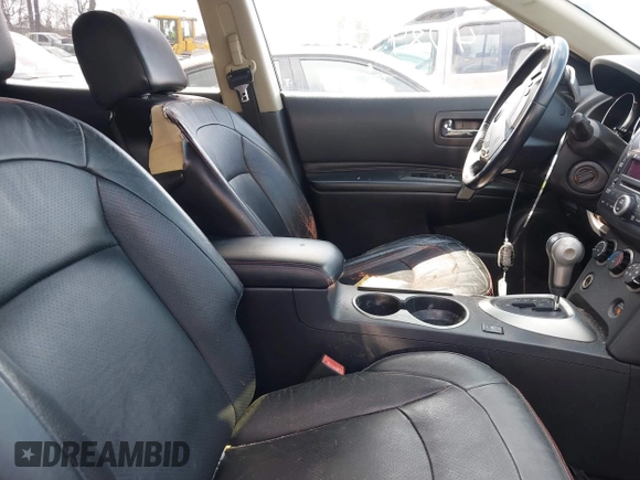 2008 Nissan Rogue SL with VIN JN8AS58V48W114611, listed as a IAAI auction lot 41789373 with 208,956 mi miles and . Bid and sale history available at DreamBid. Image 5.