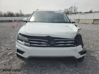 2020 Volkswagen Tiguan SE with VIN 3VV2B7AX0LM139555, listed as a Copart auction lot 51920835 with 43,631 mi miles and Salvage Title. Bid and sale history available at carsss.com. Image 5.