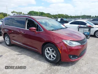 2017 Chrysler Pacifica Touring L with VIN 2C4RC1BG6HR739602, listed as a IAAI auction lot 42085250 with 96,377 mi miles and . Bid and sale history available at DreamBid. Image 1.