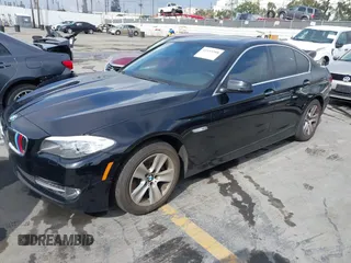 2013 BMW 5 Series 528i with VIN WBAXG5C52DDY32806, listed as a IAAI auction lot 41933388 with 92,360 mi miles and . Bid and sale history available at carsss.com. Image 2.