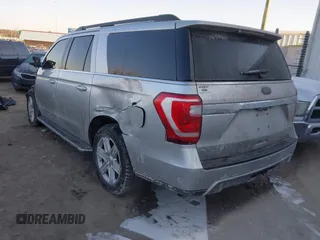 2018 Ford Expedition Max XLT z VIN 1FMJK1JTXJEA52684, wystawiony jako IAAI lot #41629285 z przebiegiem 268 466 mil mil oraz . Historia ofert i sprzedaży dostępna na DreamBid. Obrazek 3.