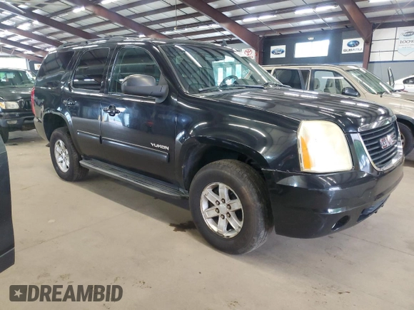 2012 GMC Yukon SLT z VIN 1GKS2CE05CR167004, wystawiony jako Copart lot #60663375 z przebiegiem 233 320 mil mil oraz Czysty tytuł • Clean title. Historia ofert i sprzedaży dostępna na DreamBid. Obrazek 4.