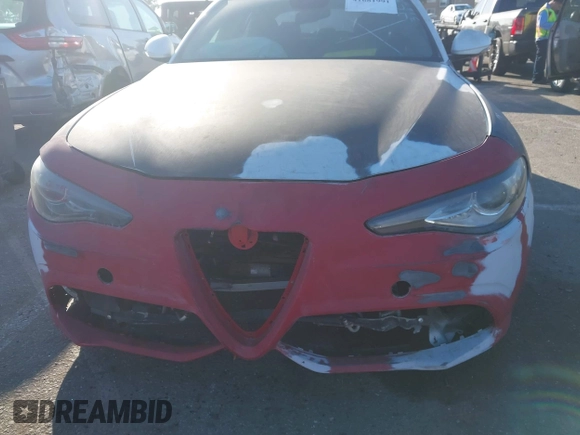 2018 Alfa Romeo Giulia with VIN ZARFAEBNXJ7566002, listed as a IAAI auction lot 41681991 with 23,167 mi miles. Bid and sale history available at carsss.com. Image 6.