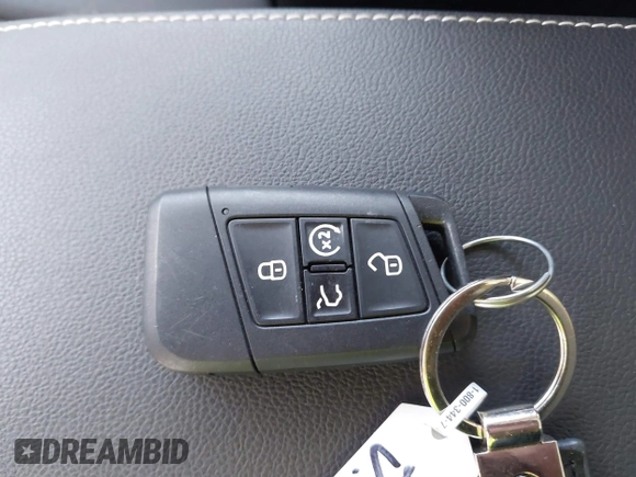 2024 Volkswagen Tiguan SE with VIN 3VVNB7AXXRM031028, listed as a IAAI auction lot 41832841 with 16,170 mi miles and . Bid and sale history available at DreamBid. Image 11.