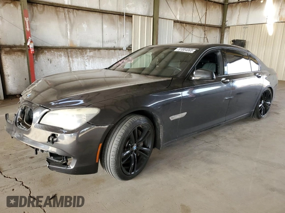 2011 BMW 7 Series 750Li z VIN WBAKB8C58BC852166, wystawiony jako Copart lot #51004065 z przebiegiem 110 499 mil mil oraz Szkoda całkowita • Salvage title. Historia ofert i sprzedaży dostępna na DreamBid. Obrazek 1.