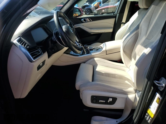 2019 BMW X5 xDrive40i with VIN 5UXCR6C50KLL51312, listed as a Copart auction lot 49631235 with Not provided miles and Salvage title. Bid and sale history available at DreamBid. Image 7.