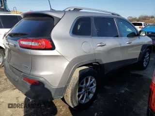 2016 Jeep Cherokee Latitude with VIN 1C4PJMCS1GW310942, listed as a Copart auction lot 48209315 with 153,448 mi miles and Salvage Title. Bid and sale history available at carsss.com. Image 3.