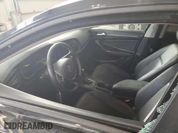 2021 Volkswagen Jetta SEL with VIN 3VWE57BU5MM074370, listed as a Copart auction lot 46787325 with 129,731 mi miles and Salvage title. Bid and sale history available at DreamBid. Image 7.