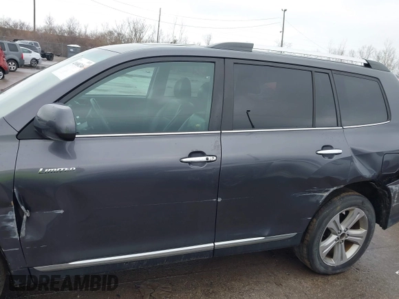 2012 Toyota Highlander Limited with VIN 5TDDK3EH6CS174295, listed as a IAAI auction lot 41680246 with 215,531 mi miles. Bid and sale history available at carsss.com. Image 14.