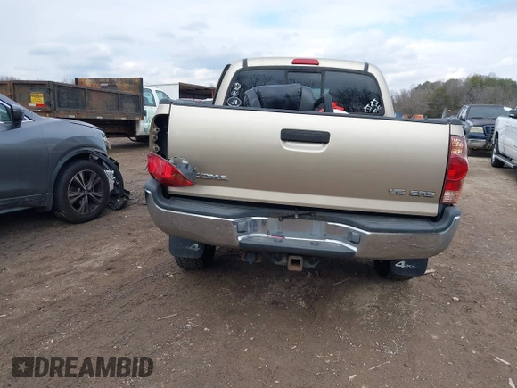 2006 Toyota Tacoma z VIN 5TELU42N76Z259191, wystawiony jako IAAI lot #41344389 z przebiegiem Nie podano mil oraz . Historia ofert i sprzedaży dostępna na DreamBid. Obrazek 15.