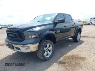 2018 Ram 1500 Express z VIN 1C6RR7KT4JS147562, wystawiony jako IAAI lot #42129188 z przebiegiem 125 332 mil mil oraz . Historia ofert i sprzedaży dostępna na DreamBid. Obrazek 17.